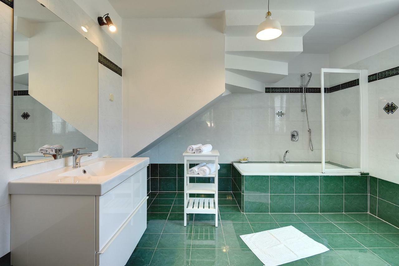 Villa Mutila Medolino Esterno foto